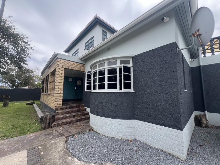 5 Bedroom Property for Sale in Cambridge Eastern Cape